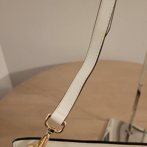 Michael Kors Selma Bag - Picture 16 of 16